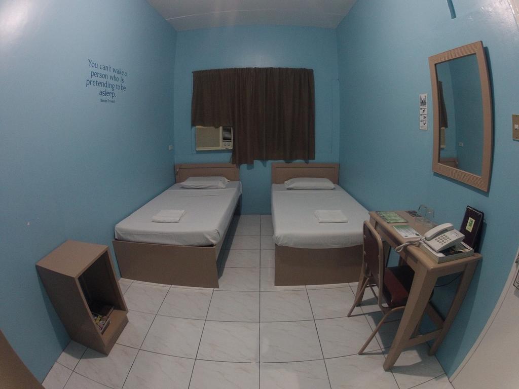 Cebu Elicon House Otel Oda fotoğraf